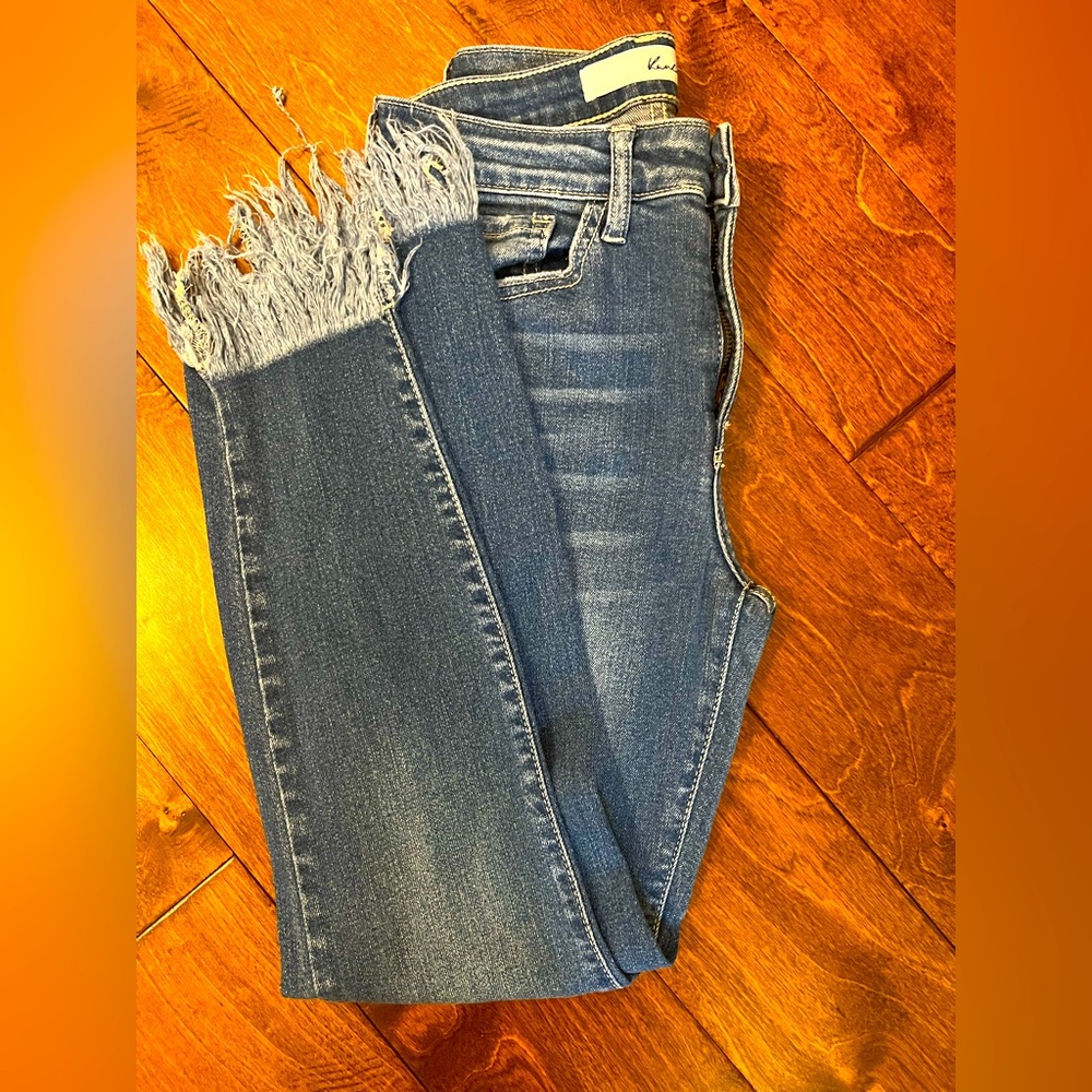 KanCan . Size 3/25. Like new.
